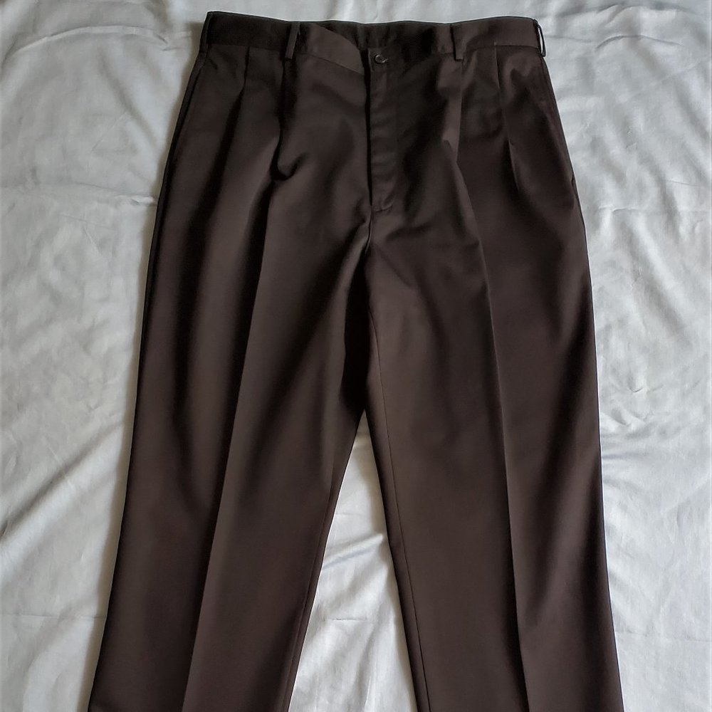 Men's Lands' End Pleated Front Black Cotton Chinos Pants 36" Waist 33" I…